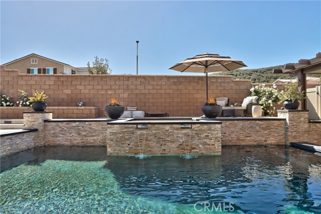Detail Gallery Image 9 of 73 For 45668 Nora Cir, Temecula,  CA 92592 - 5 Beds | 4/1 Baths