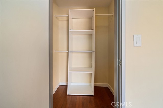 285 W. 6th Street, Unit #527, San Pedro CA: https://media.crmls.org/medias/e713143e-7716-47a5-a573-01fee6cfa204.jpg