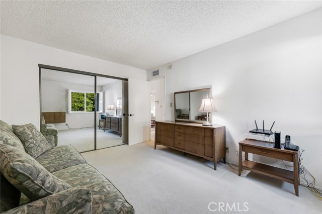 Detail Gallery Image 29 of 39 For 18200 Andrea Cir #6,  Northridge,  CA 91325 - 3 Beds | 2/1 Baths