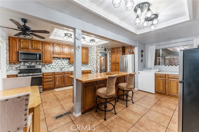 Detail Gallery Image 9 of 40 For 3866 Gates Pl, Riverside,  CA 92504 - 5 Beds | 2 Baths