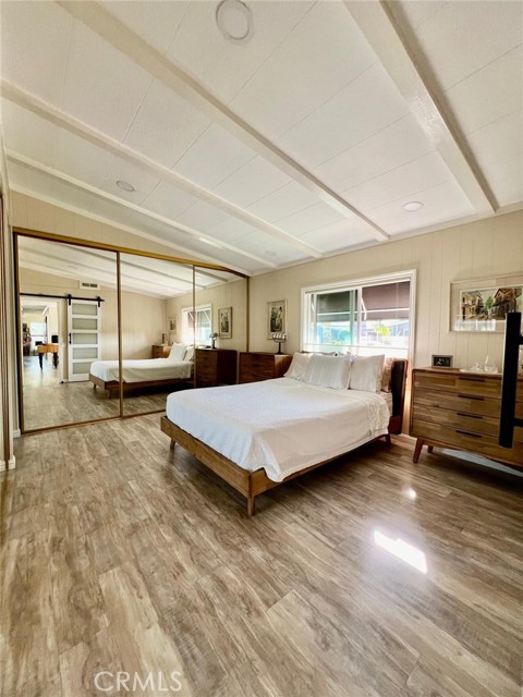 Image 8 of 45 For 215 Clearlake Circle 215