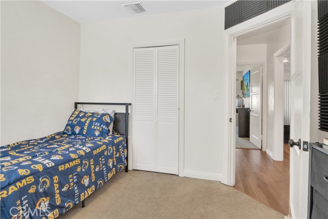 Detail Gallery Image 22 of 42 For 1343 N Whitnall Hwy, Burbank,  CA 91505 - 3 Beds | 2 Baths