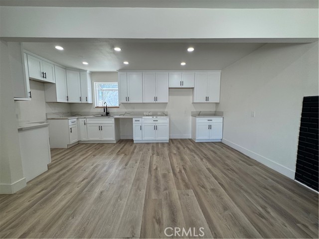 Detail Gallery Image 5 of 23 For 765 W Lexington Ave, Pomona,  CA 91766 - 4 Beds | 3 Baths