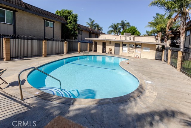 12835 10th Street, Chino CA: https://media.crmls.org/medias/e7179e40-683c-45cb-b090-fc327d81c875.jpg