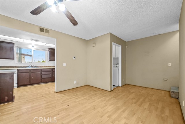 Detail Gallery Image 10 of 30 For 11216 Lower Azusa Rd #C,  El Monte,  CA 91731 - 2 Beds | 2/1 Baths
