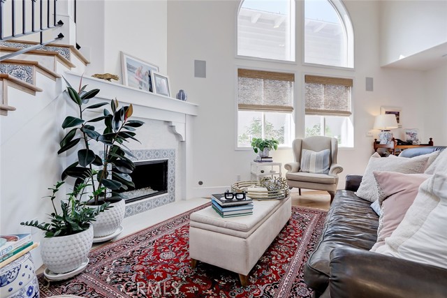 2304 Elm Avenue, Manhattan Beach, California 90266, 5 Bedrooms Bedrooms, ,4 BathroomsBathrooms,Residential,Sold,Elm,SB21197598