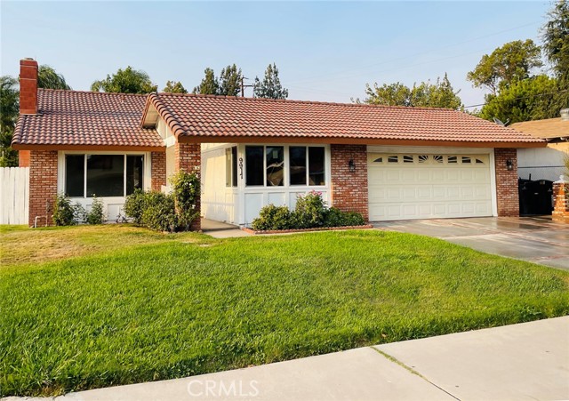 9917 Sharon Ave, Riverside, CA 92503