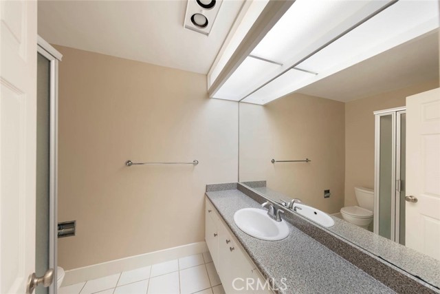 Detail Gallery Image 17 of 24 For 757 Domingo #D,  Newport Beach,  CA 92660 - 2 Beds | 2 Baths