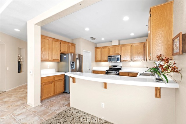 Detail Gallery Image 18 of 39 For 1973 Riviera Ave, Banning,  CA 92220 - 2 Beds | 2 Baths
