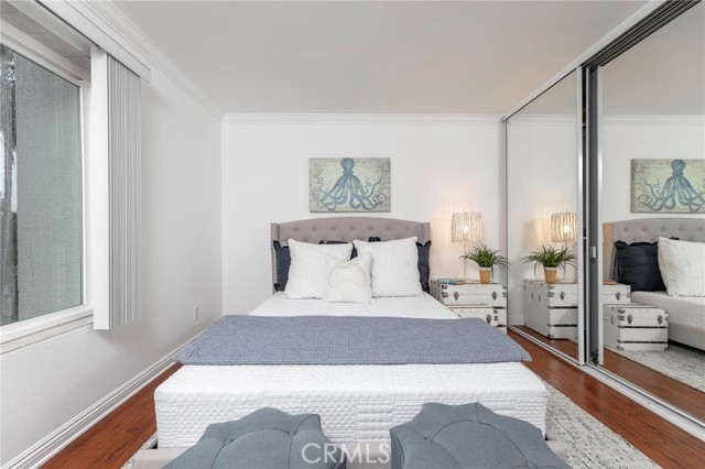 200 Catalina Avenue, Redondo Beach, California 90277, 1 Bedroom Bedrooms, ,1 BathroomBathrooms,Residential,Sold,Catalina,SB23228886