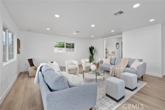 Detail Gallery Image 11 of 37 For 10236 Santa Anita Ave, Montclair,  CA 91763 - 3 Beds | 2 Baths