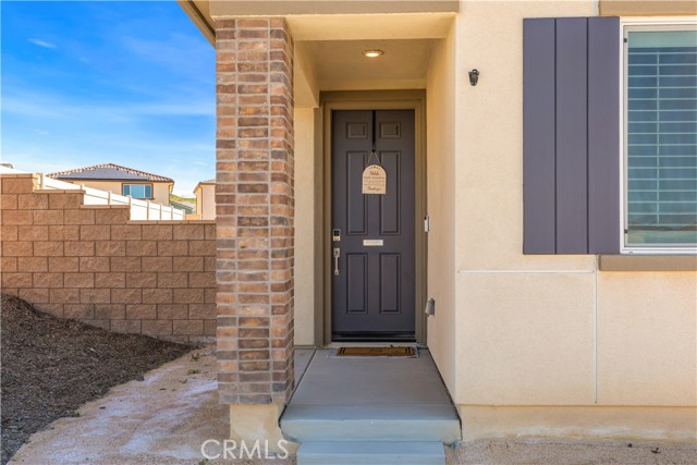 Detail Gallery Image 4 of 39 For 34438 Coconut Cir, Winchester,  CA 92596 - 4 Beds | 3 Baths