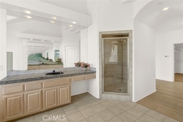 6041 Calle Mirador, Yorba Linda CA: https://media.crmls.org/medias/e71e4095-1e3b-4052-8458-d5cc38159bbf.jpg