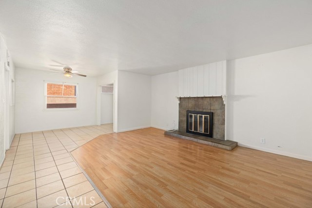 Detail Gallery Image 8 of 20 For 321 E Avenue J8, Lancaster,  CA 93535 - 4 Beds | 2 Baths