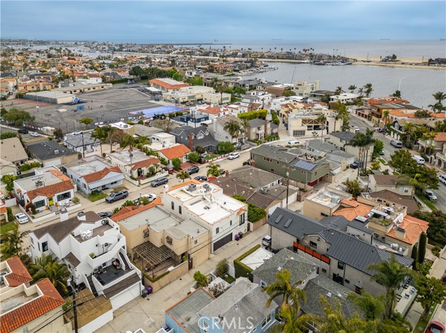 Detail Gallery Image 39 of 41 For 135 Siena Dr, Long Beach,  CA 90803 - 4 Beds | 3 Baths