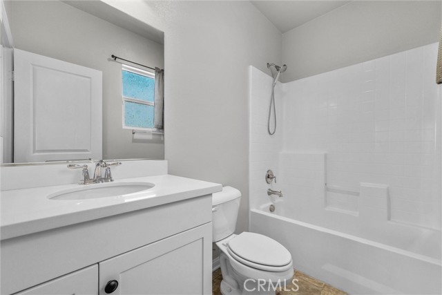 35179 Rockford Way, Murrieta CA: https://media.crmls.org/medias/e7201bda-d9e1-4470-bda7-9b3220f7f5da.jpg