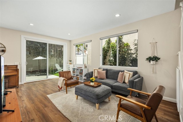 Detail Gallery Image 5 of 46 For 8 Quebec, Aliso Viejo,  CA 92656 - 3 Beds | 2/1 Baths