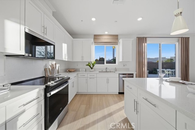 Detail Gallery Image 10 of 31 For 42835 56th St, Lancaster,  CA 93536 - 3 Beds | 2 Baths