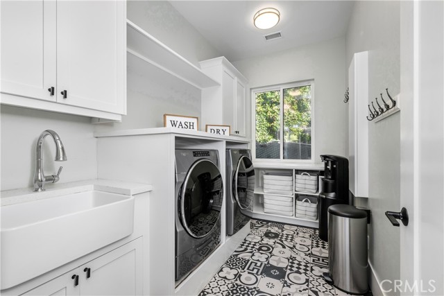 Detail Gallery Image 43 of 64 For 2318 Vista Grande, Vista,  CA 92084 - 5 Beds | 4 Baths