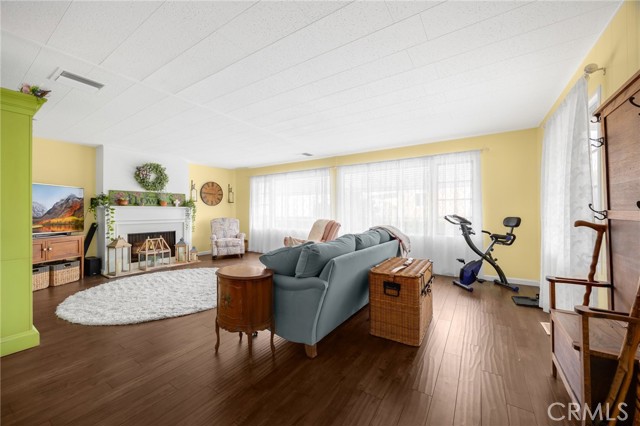 Detail Gallery Image 5 of 30 For 16222 Monterey Ln #193,  Huntington Beach,  CA 92649 - 2 Beds | 2 Baths