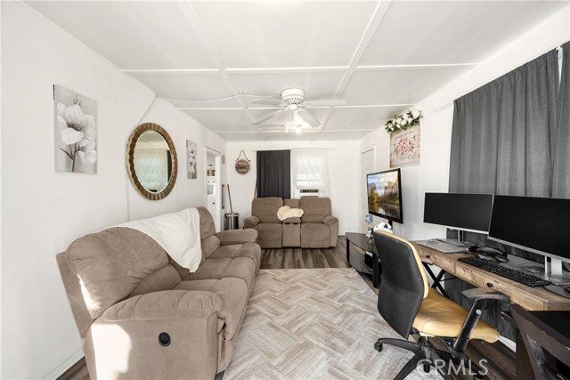 Detail Gallery Image 28 of 42 For 4056 Ramona Dr, Riverside,  CA 92506 - – Beds | – Baths