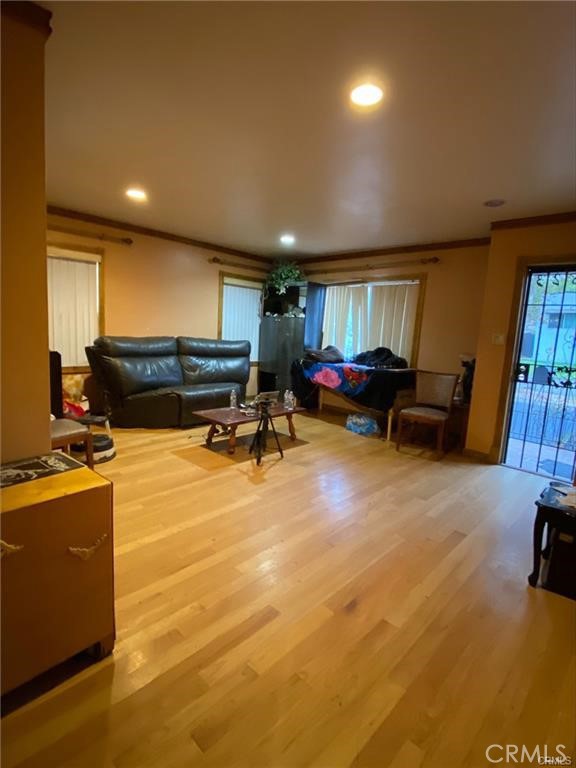 2823 Budau Avenue, Los Angeles CA: https://media.crmls.org/medias/e7225eb3-42f9-406a-947d-35d156311c05.jpg