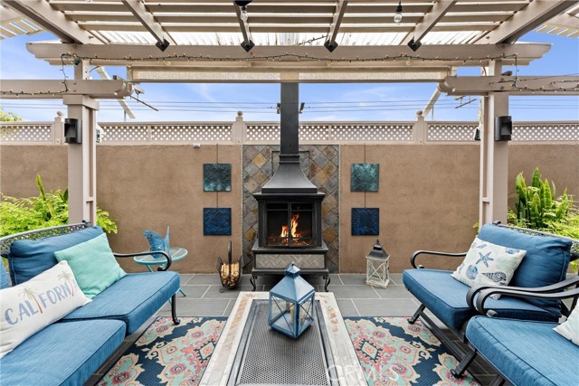 18516 Casandra Avenue, Cerritos CA: https://media.crmls.org/medias/e723e1a0-bce3-467d-ab77-dea8b875ff54.jpg