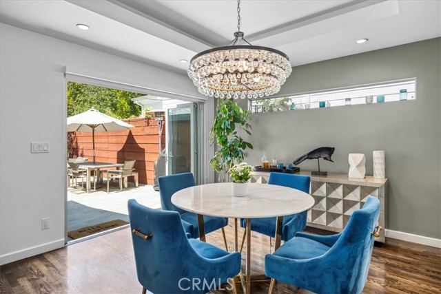 Detail Gallery Image 18 of 22 For 1049 14th St, Manhattan Beach,  CA 90266 - 3 Beds | 2 Baths