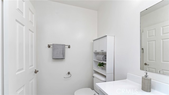 Detail Gallery Image 13 of 28 For 13722 Red Hill Ave #38,  Tustin,  CA 92780 - 1 Beds | 1 Baths