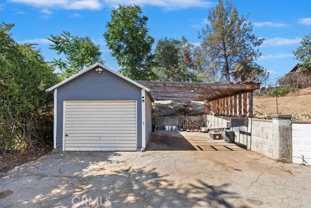 3820 Ridge Road, Riverside CA: https://media.crmls.org/medias/e726425d-2124-465b-9fd4-8aca303871d9.jpg