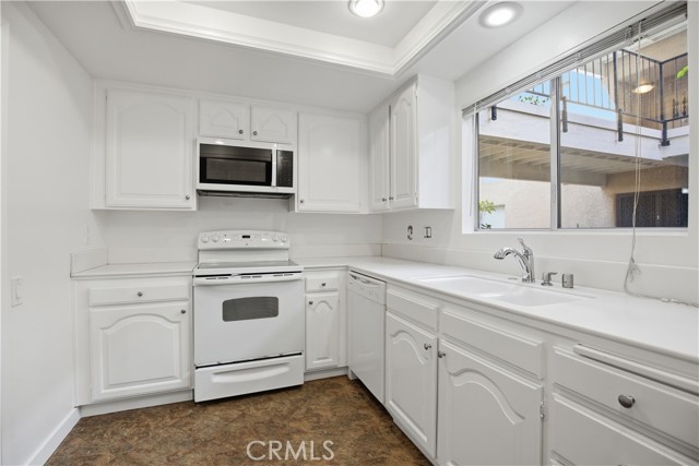 Detail Gallery Image 5 of 17 For 3421 Calle Azul 1f,  Laguna Woods,  CA 92637 - 2 Beds | 2 Baths