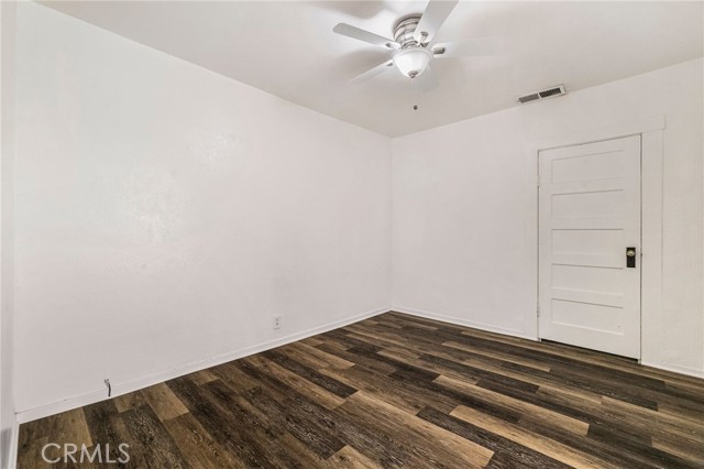 1617 Hemlock Street, Chico CA: https://media.crmls.org/medias/e727ece8-5cf3-43a5-8272-accc81bc4d91.jpg