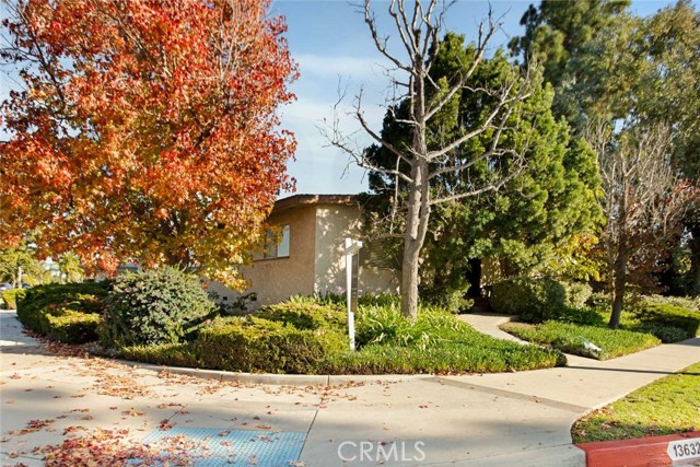 Detail Gallery Image 2 of 30 For 13632 Biola Ave, La Mirada,  CA 90638 - 3 Beds | 2 Baths