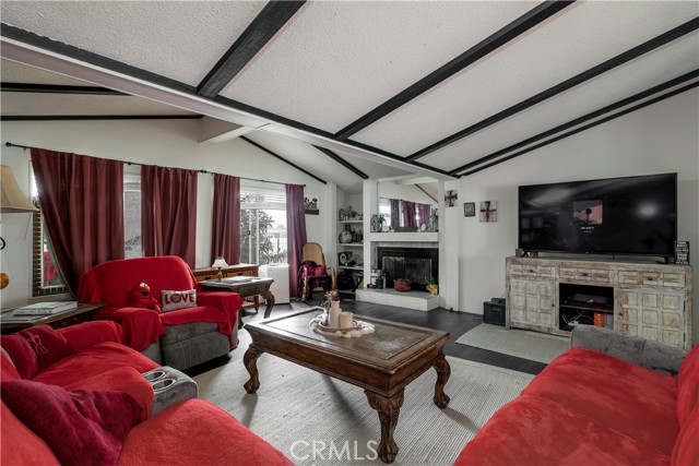 Detail Gallery Image 10 of 21 For 21825 Pitt Way, Wildomar,  CA 92595 - 5 Beds | 2 Baths