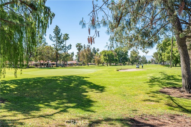Detail Gallery Image 34 of 49 For 808 Pebble Beach Dr, Upland,  CA 91784 - 2 Beds | 2 Baths