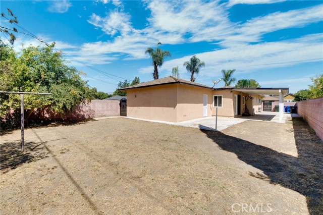 947 Claire Place, Pomona CA: https://media.crmls.org/medias/e729c4c2-6e42-41dc-a8c4-e1d454a6162f.jpg