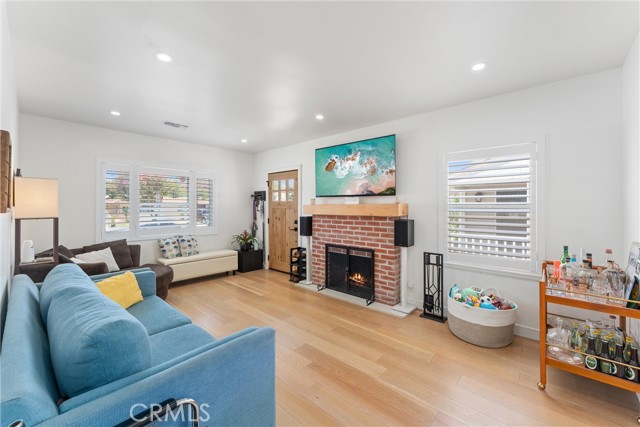 2912 Covina Street, Los Angeles CA: https://media.crmls.org/medias/e729ff81-fcac-4d09-a538-c496beb5fab5.jpg