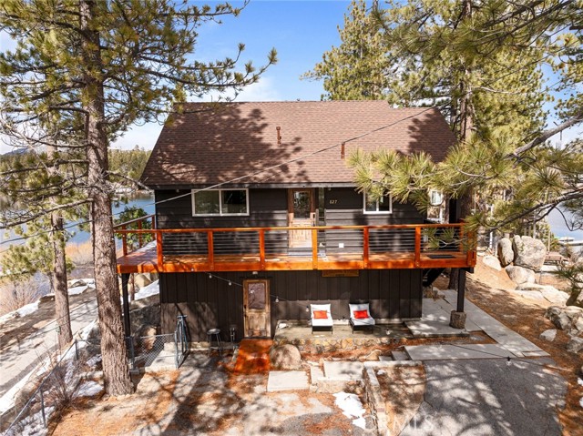 Detail Gallery Image 19 of 71 For 827 Penninsula, Big Bear Lake,  CA 92315 - 3 Beds | 2 Baths
