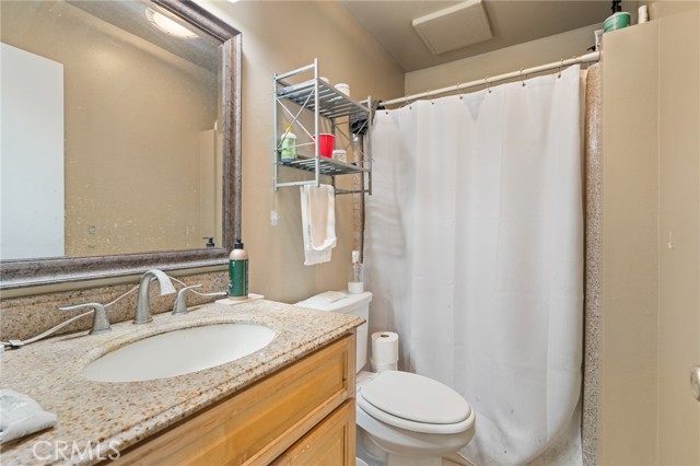 200 43rd Street, Manhattan Beach CA: https://media.crmls.org/medias/e72aeb77-5887-4bf9-8a79-36b7ac93dc47.jpg