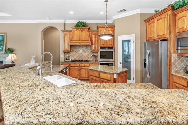 Detail Gallery Image 50 of 65 For 1507 Cromerton, Bakersfield,  CA 93311 - 5 Beds | 2/1 Baths