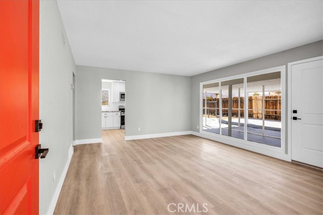 73461 El Paseo Drive, 29 Palms CA: https://media.crmls.org/medias/e72be8ed-fbf9-4c6a-9d70-83fb5e9c489e.jpg