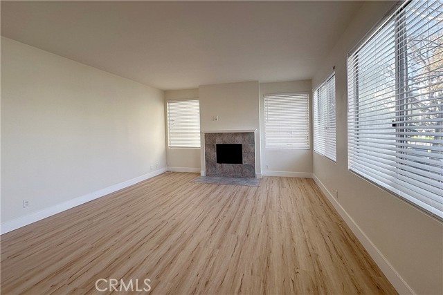 Detail Gallery Image 13 of 35 For 14530 Benefit #102,  Sherman Oaks,  CA 91403 - 2 Beds | 2 Baths
