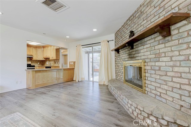 Detail Gallery Image 13 of 64 For 3352 Montrose, La Crescenta,  CA 91214 - 3 Beds | 3 Baths