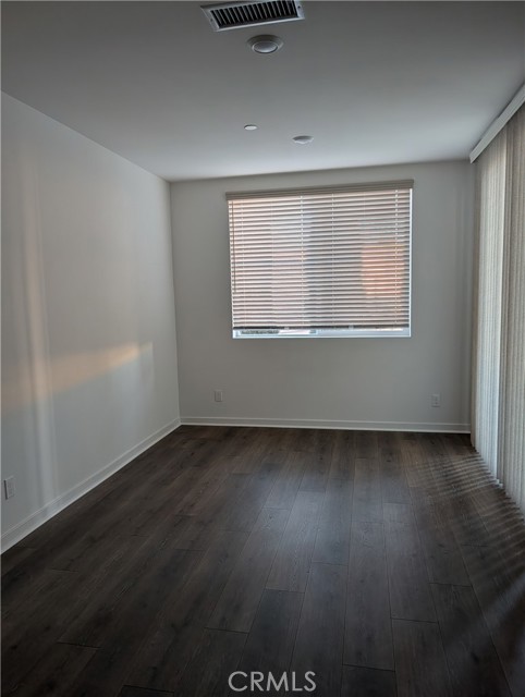 Detail Gallery Image 4 of 15 For 4152 E Axis Privado #205,  Ontario,  CA 91764 - 3 Beds | 2 Baths