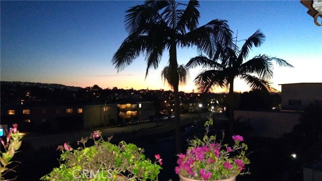 Ocean Views & Palos Verdes Views from Balcony