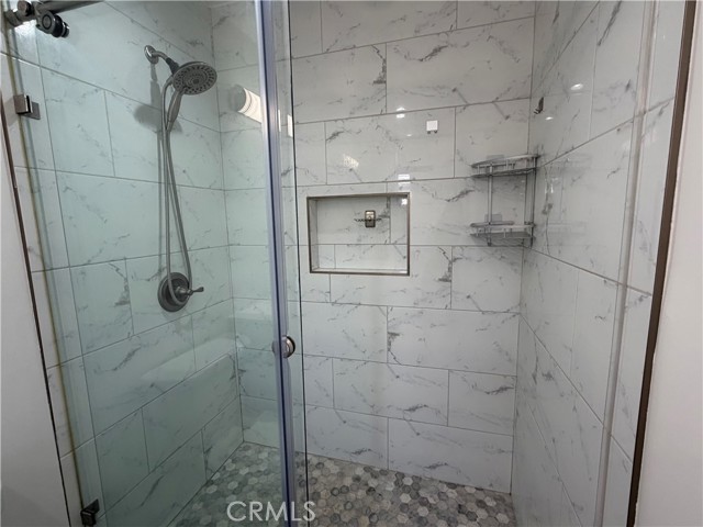 Detail Gallery Image 6 of 8 For 22809 Gault St, West Hills,  CA 91307 - 1 Beds | 1 Baths