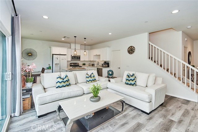 Detail Gallery Image 7 of 64 For 4428 Lilac Cir, Chino Hills,  CA 91709 - 3 Beds | 2/1 Baths