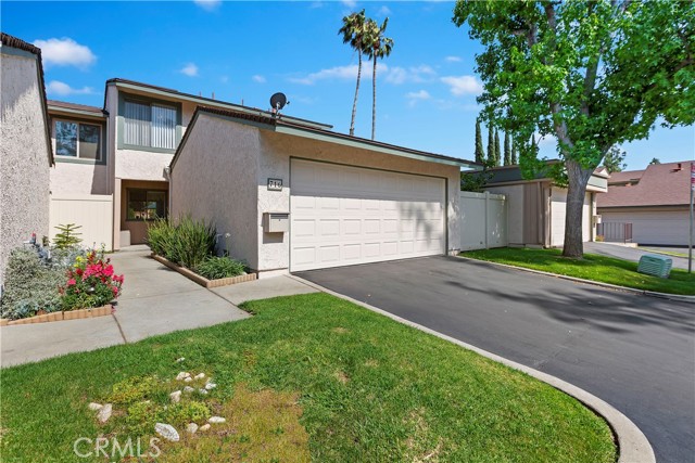 Image 2 for 716 N Sequoia Ln, Azusa, CA 91702
