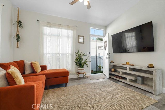 8250 Lankershim BLVD Unit: 122