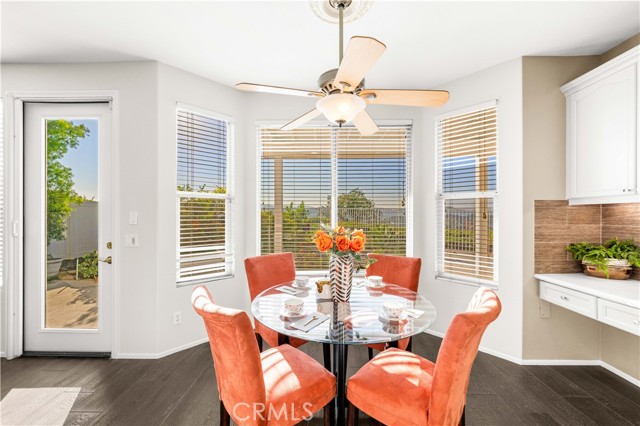 Detail Gallery Image 14 of 39 For 7 Hollyleaf, Aliso Viejo,  CA 92656 - 4 Beds | 3 Baths